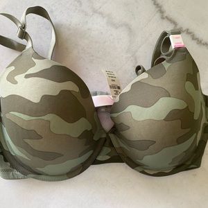 Pink VS T-shirt bra 34DD